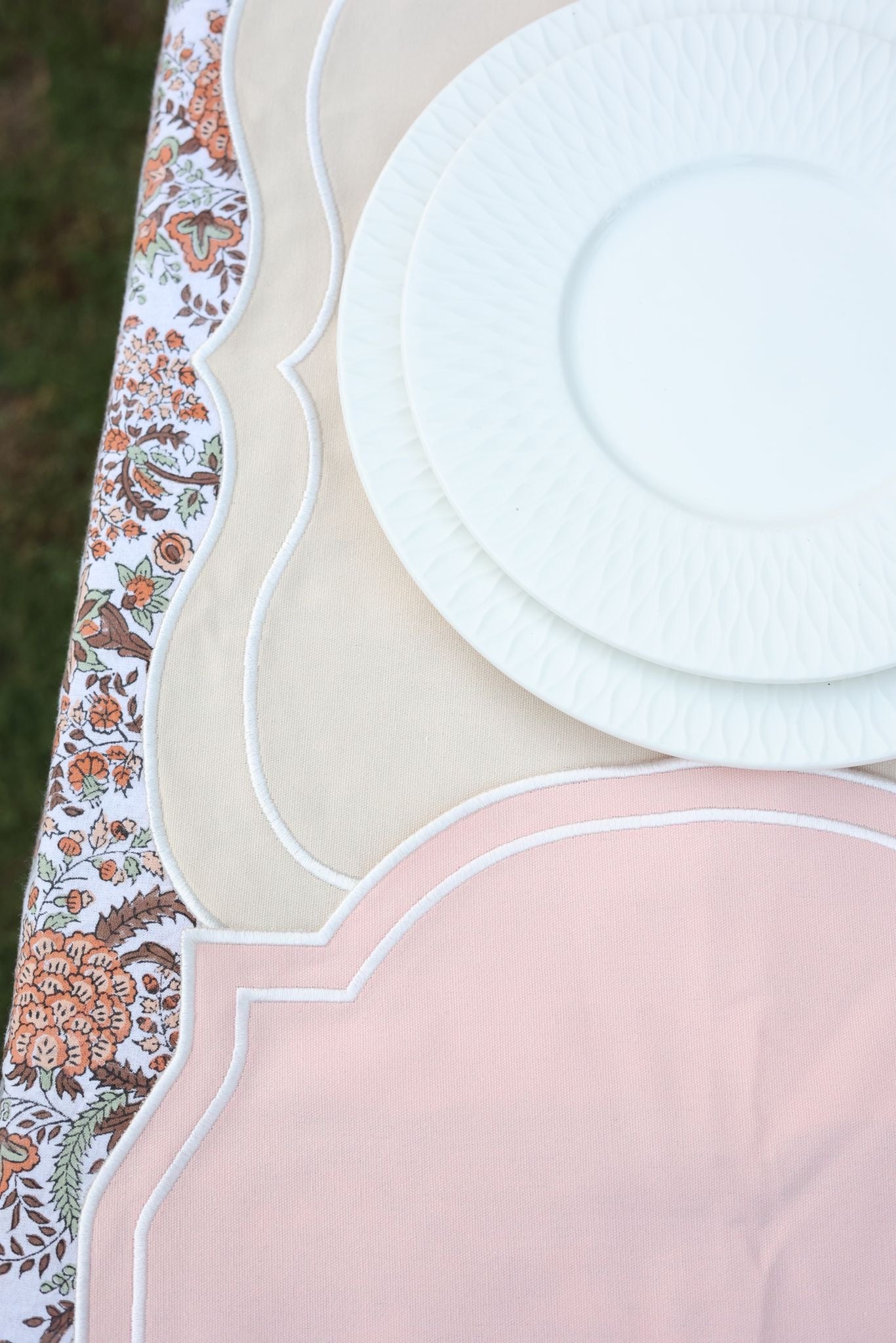 BEIGE (Set of 6 placemat & 6 Napkins)